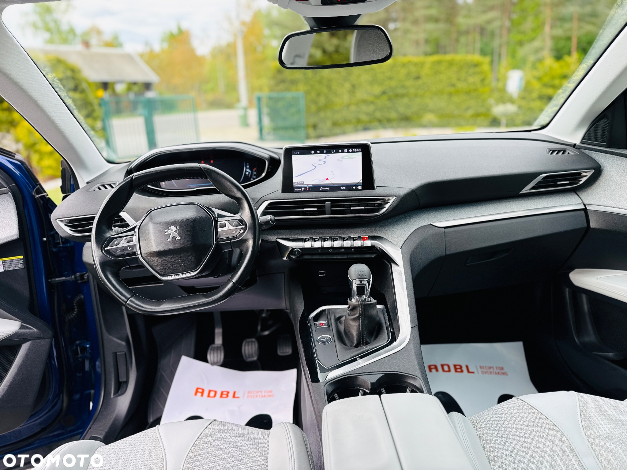 Peugeot 3008 1.5 BlueHDi Allure S&S - 28