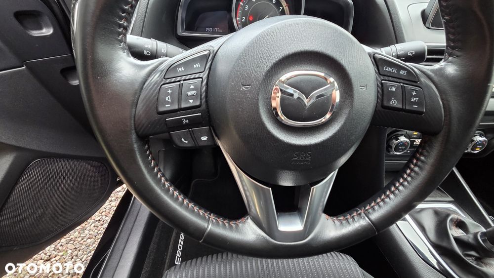Mazda 3 - 17
