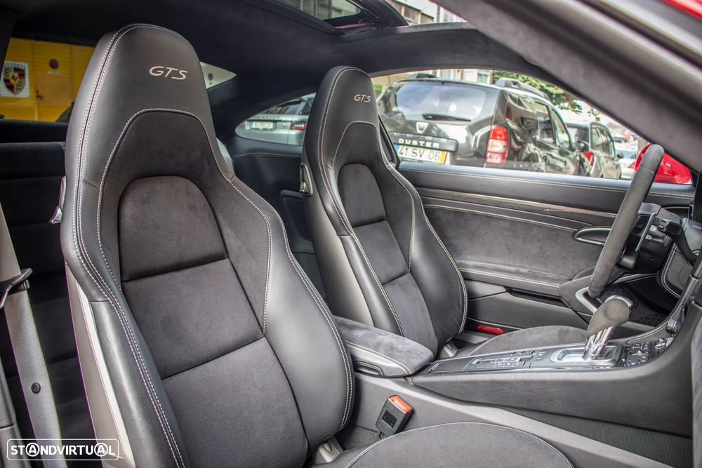 Porsche 911 (991) Carrera GTS PDK - 40