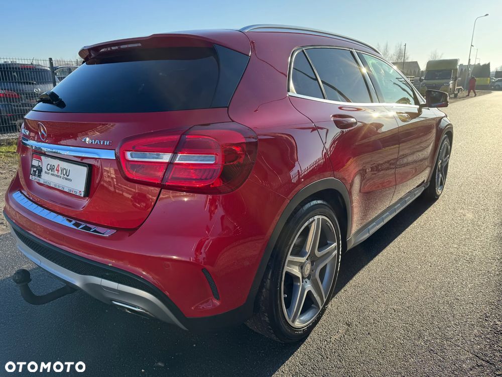 Mercedes-Benz GLA 250 4Matic 7G-DCT AMG Line - 9