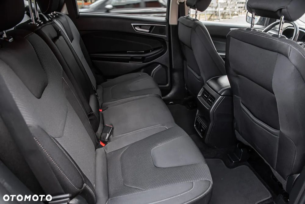 Ford Edge 2.0 TDCi Bi-Turbo 4x4 Titanium - 30