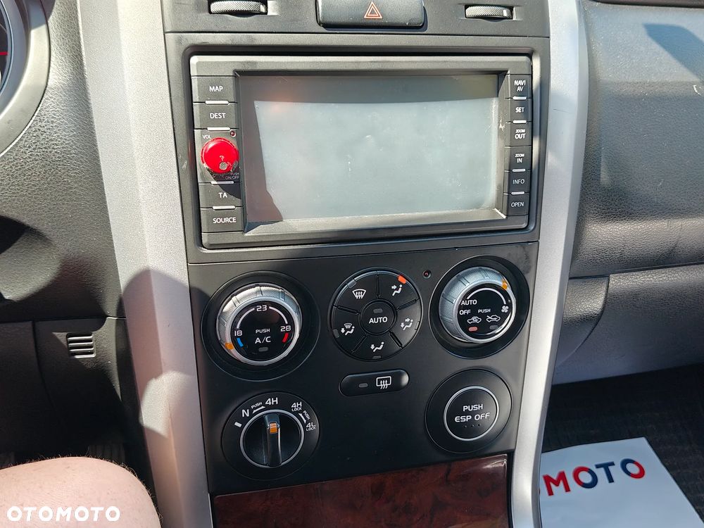 Suzuki Grand Vitara 1.9 DDiS Comfort + DPF - 25