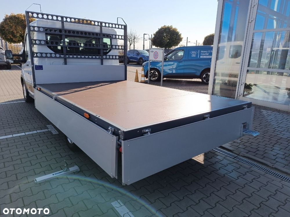 Ford Transit - 21