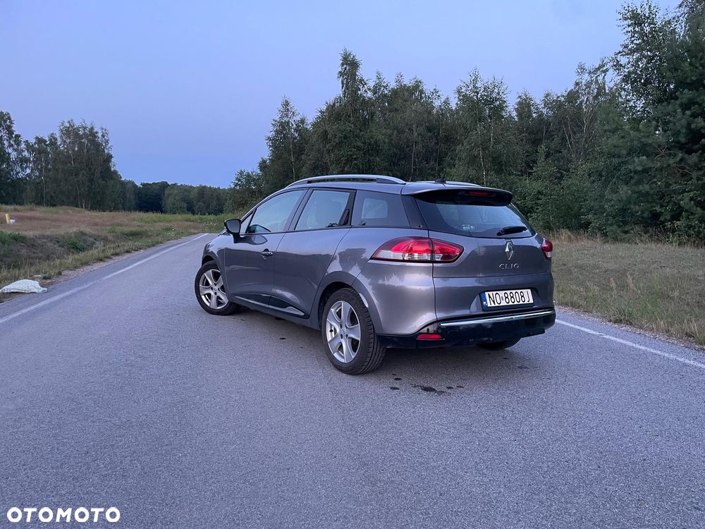 Renault Clio 1.2 16V Zen - 2