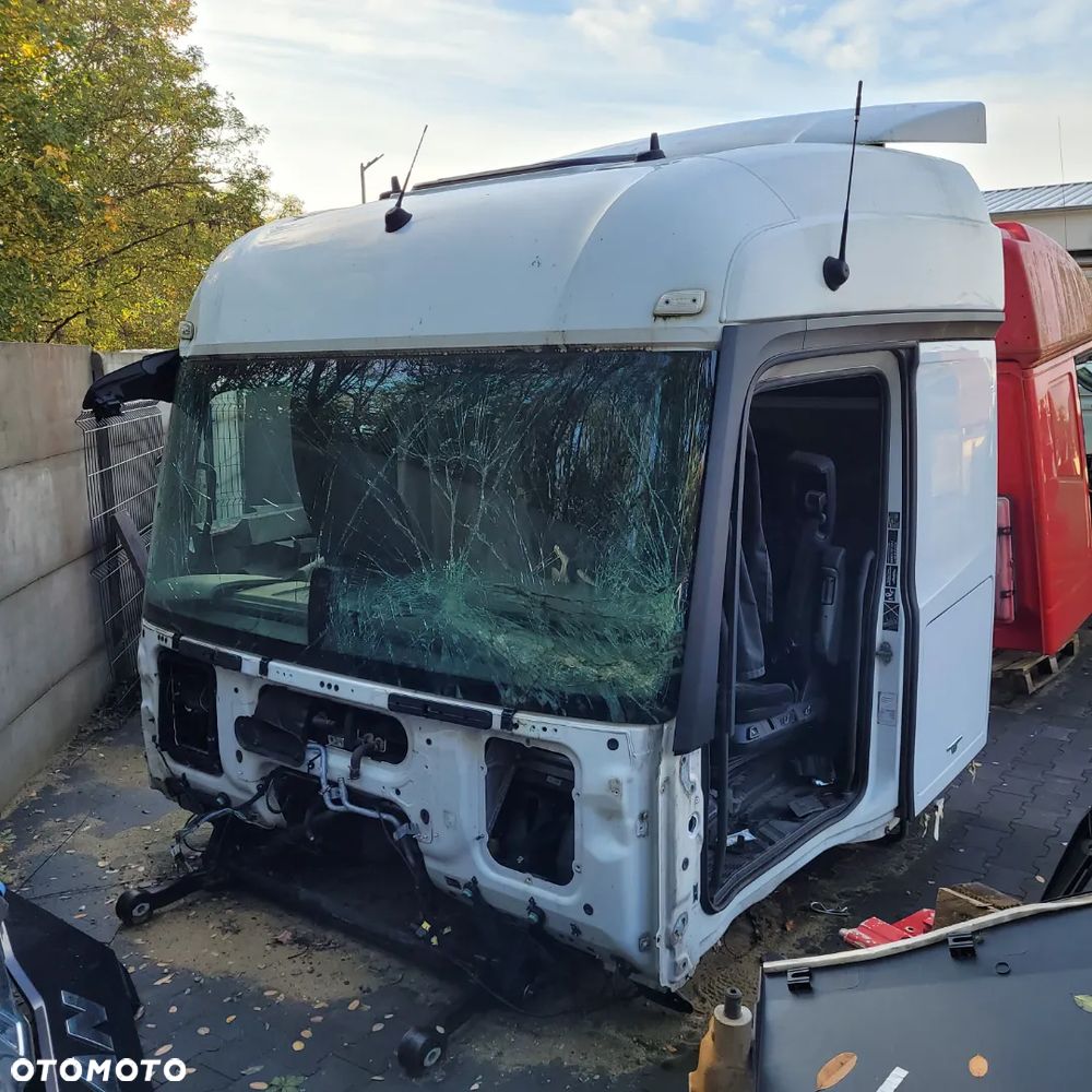 KABINA MERCEDES ACTROS MP4 STERM BDF - 1