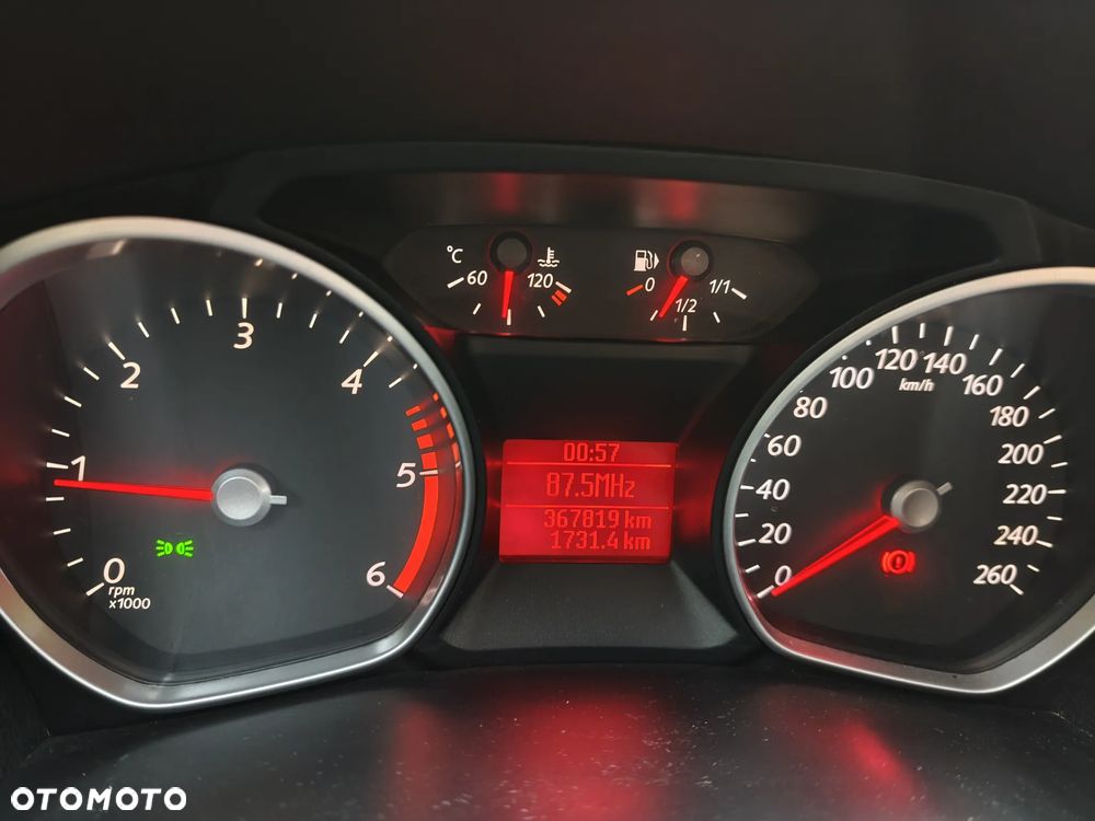 Ford Mondeo 1.8 TDCi Ambiente - 11
