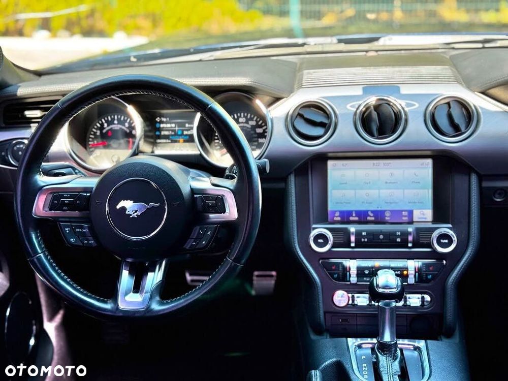 Ford Mustang - 24