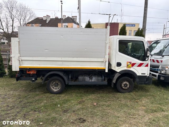 Nissan NT400 Cabstar 3,5t - 23