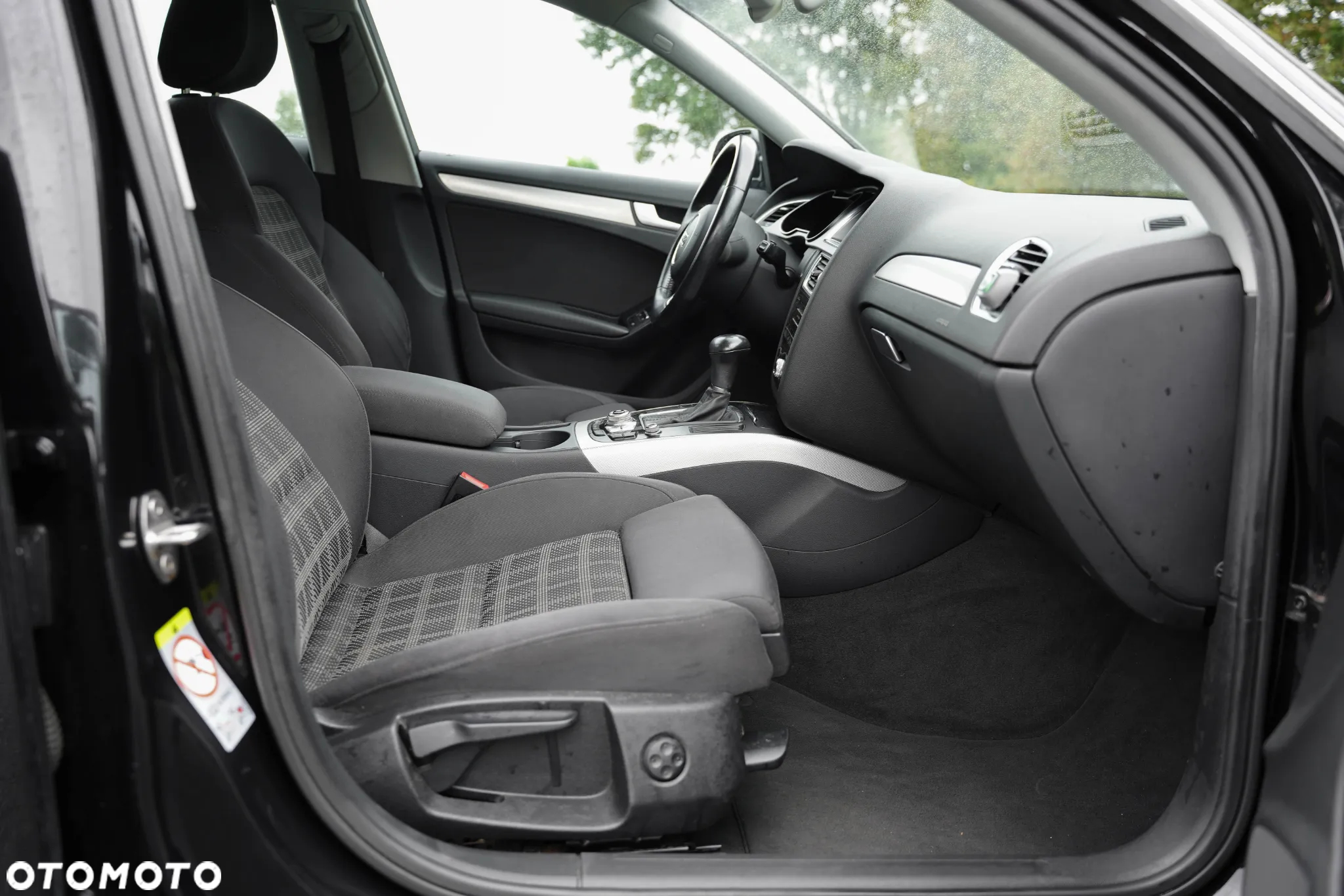 Audi A4 Avant - 16