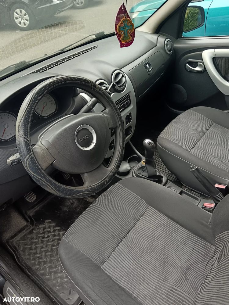 Dacia Logan - 7