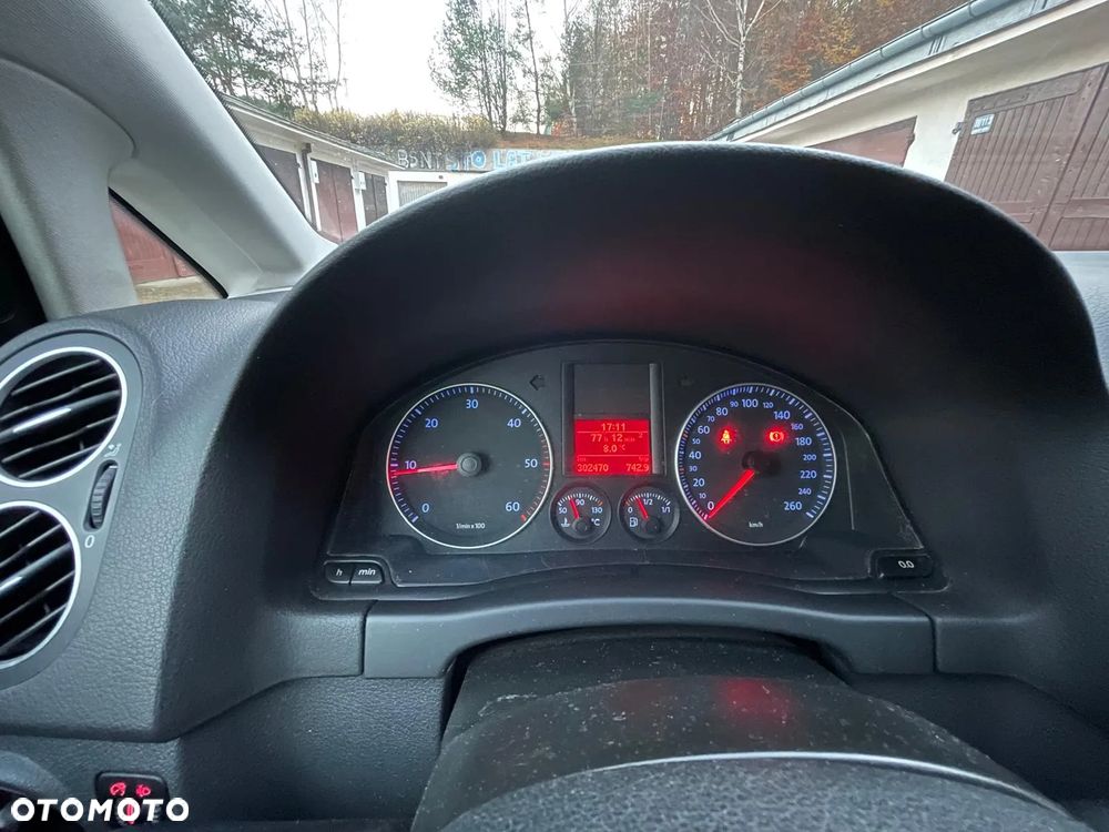 Volkswagen Golf - 27