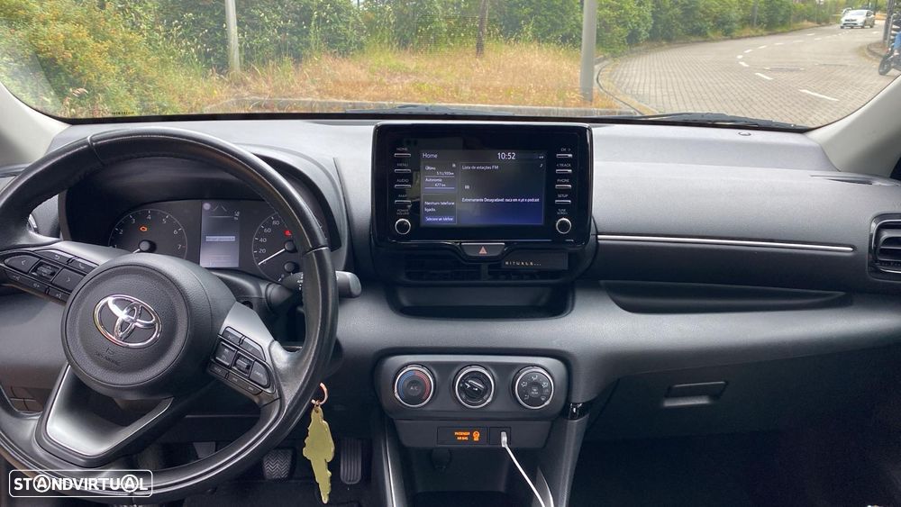 Toyota Yaris 1.0 VVT-i Comfort Plus - 10
