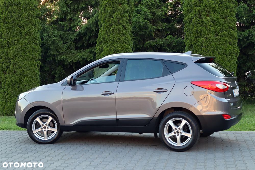 Hyundai ix35 1.6 2WD Fifa World Cup Edition - 6