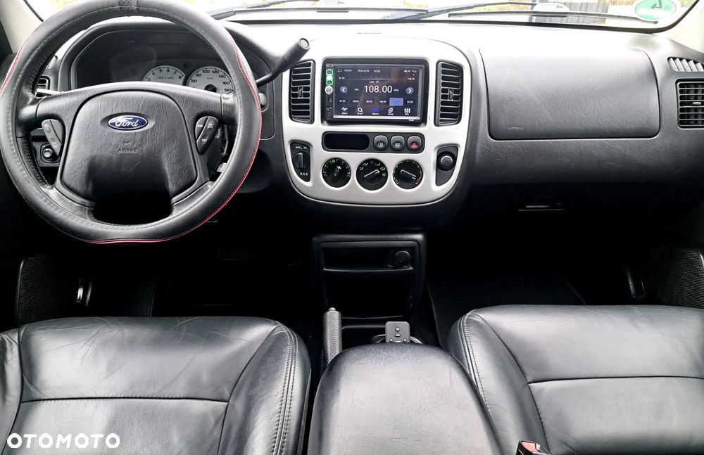 Ford Maverick 3.0 V6 Limited - 7