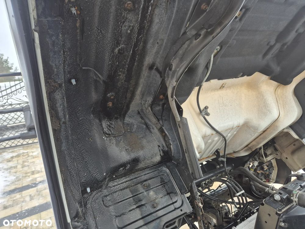 Mitsubishi CANTER 7C15 DMC 7499KG KONTENER CHŁODNIA 5.20 DŁ 177.000KM SPROWADZONY - 26