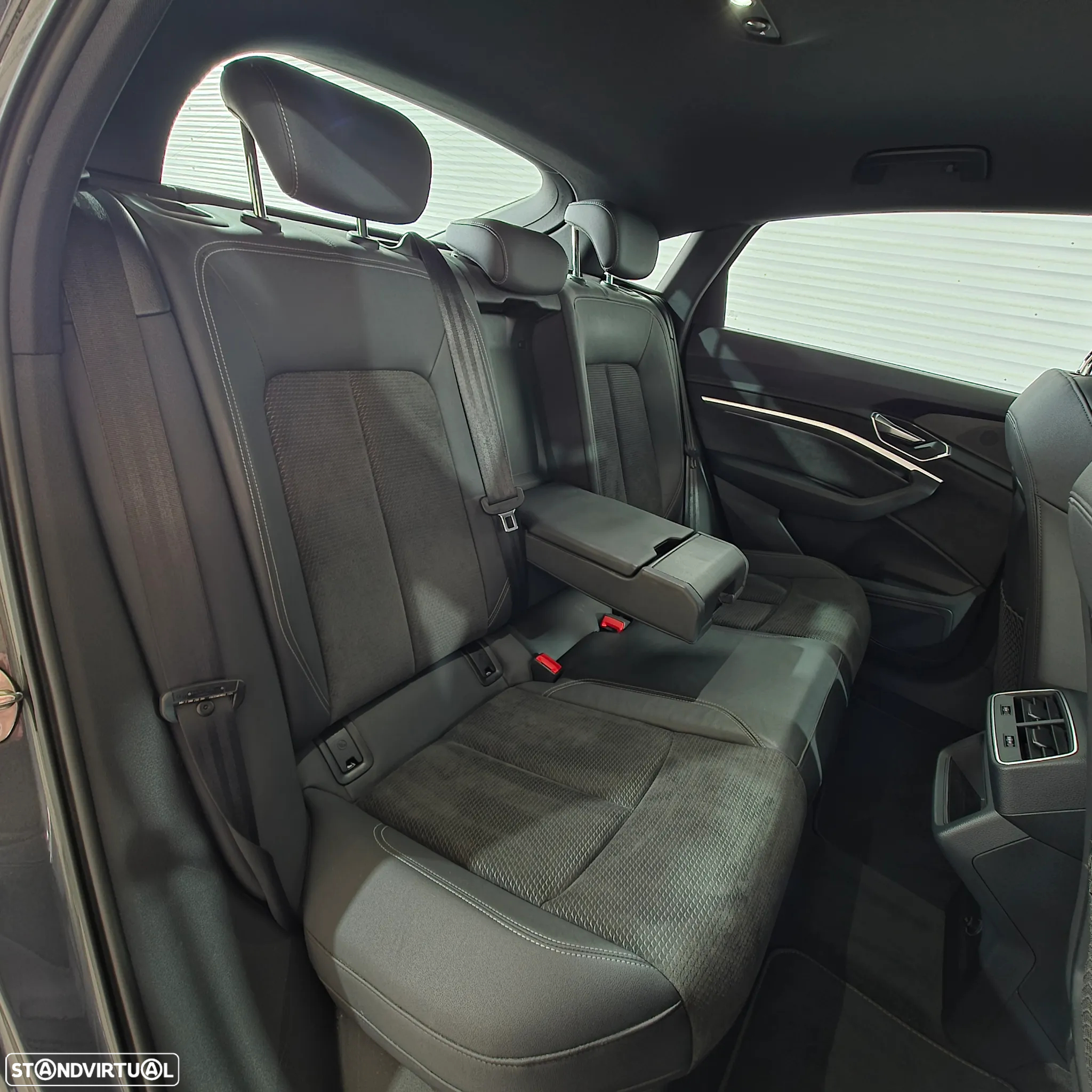 Audi e-tron Sportback 55 quattro S line - 25