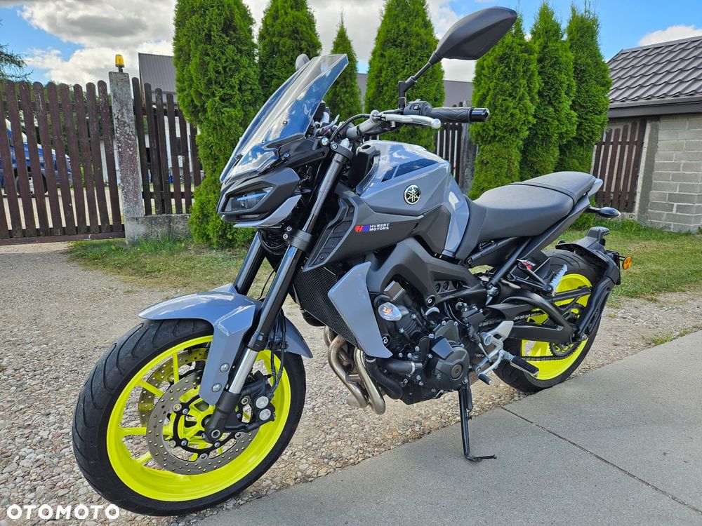 Yamaha MT - 7