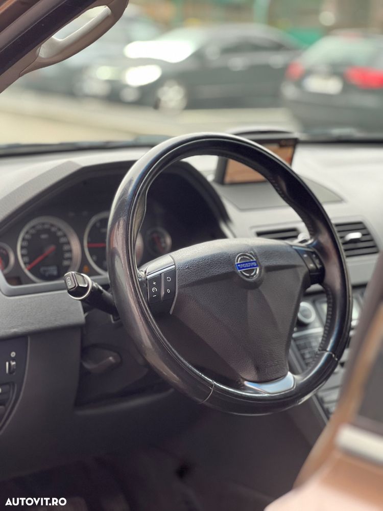 Volvo XC 90 D5 AWD Summum - 6