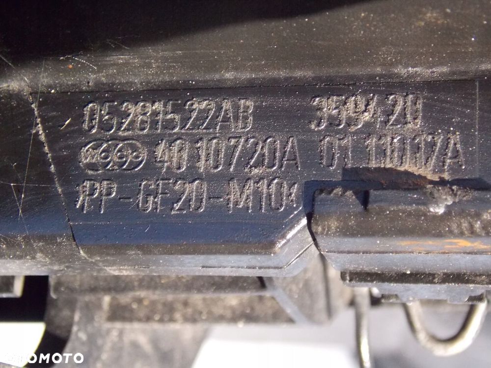 obudowa filtra powietrza chrysler 300c 3.0 crd - 3