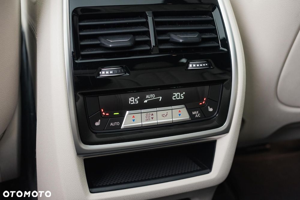 BMW X5 M M50d - 36