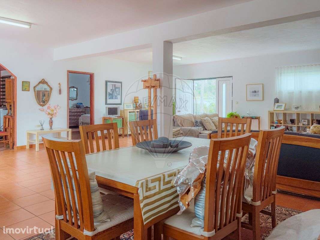 Moradia T4 para venda - Grande imagem: 2/23