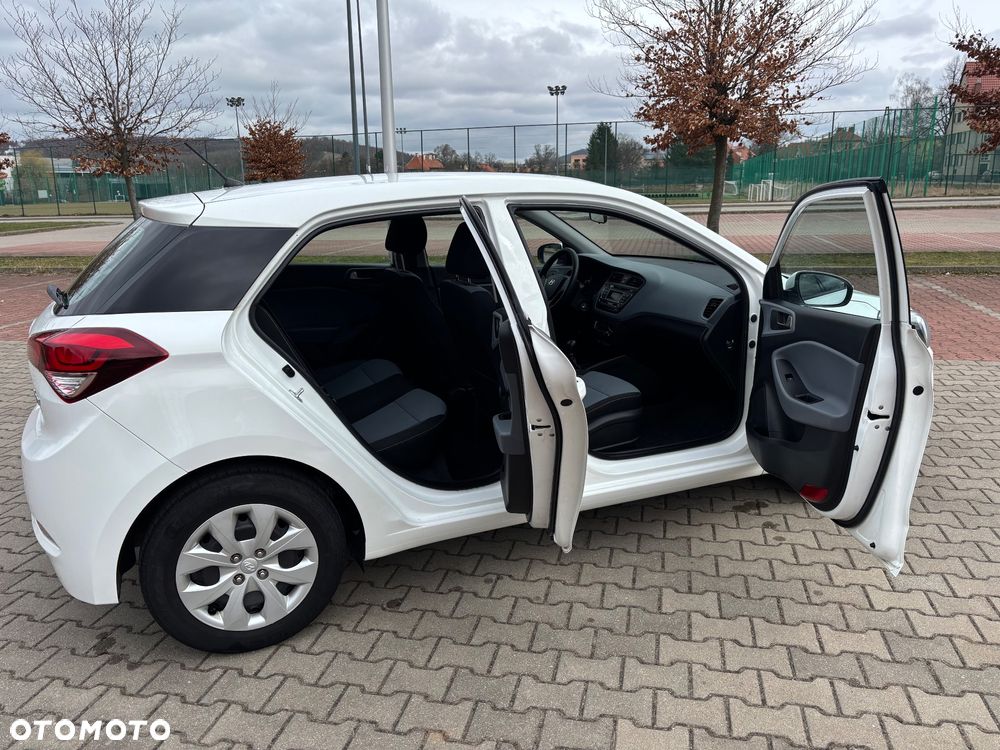 Hyundai i20 blue 1.2 Style - 7