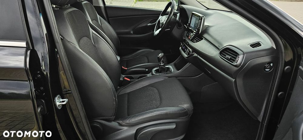 Hyundai i30 1.6 CRDI Premium - 11