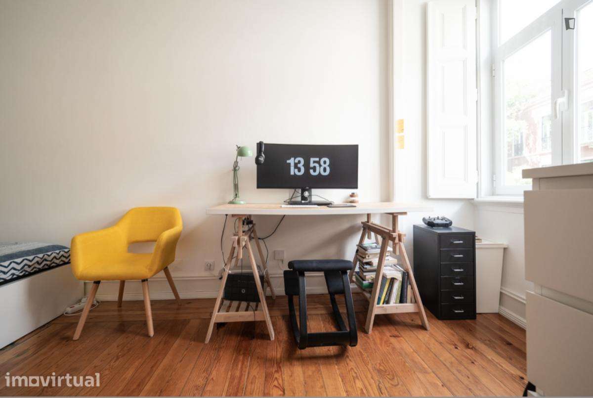 Quarto - localizado em Alcântara Lisbon - Grande imagem: 3/25