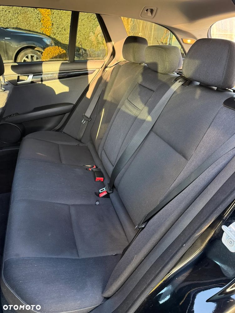 Mercedes-Benz Klasa C 200 CDI BlueEff Elegance - 14