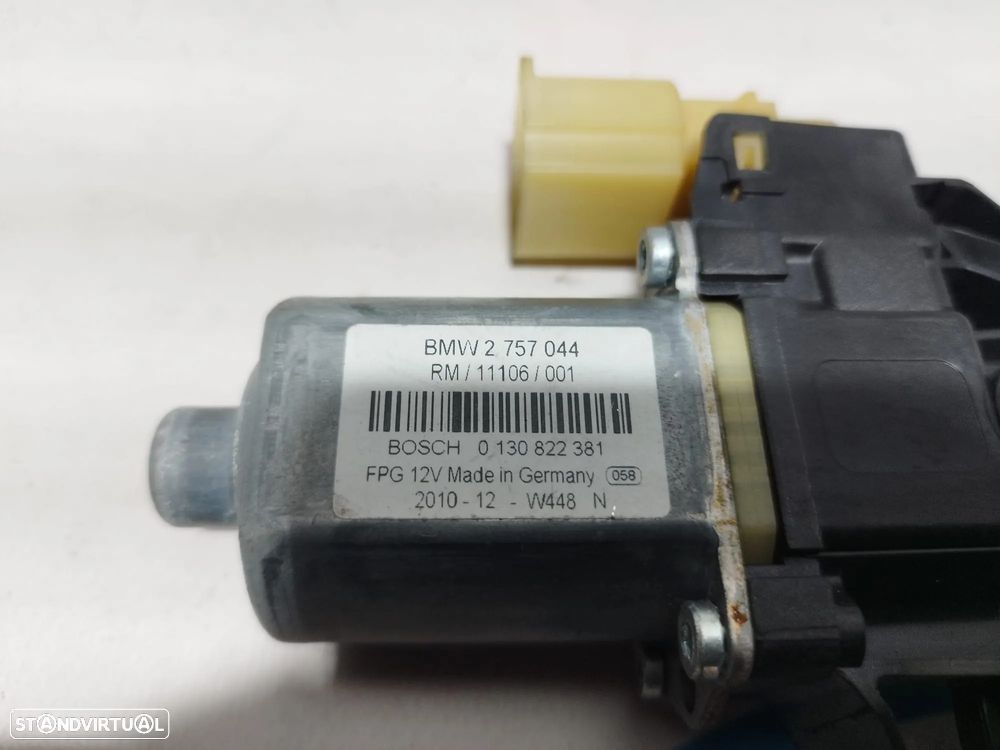 MOTOR VIDRO FRENTE FRONTAL DIREITA BOSCH 130 822 831 130 822 831 MINI R56 - 2