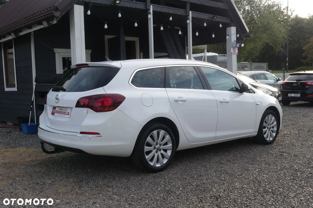 Opel Astra 1.4 T Cosmo EU6 - 3