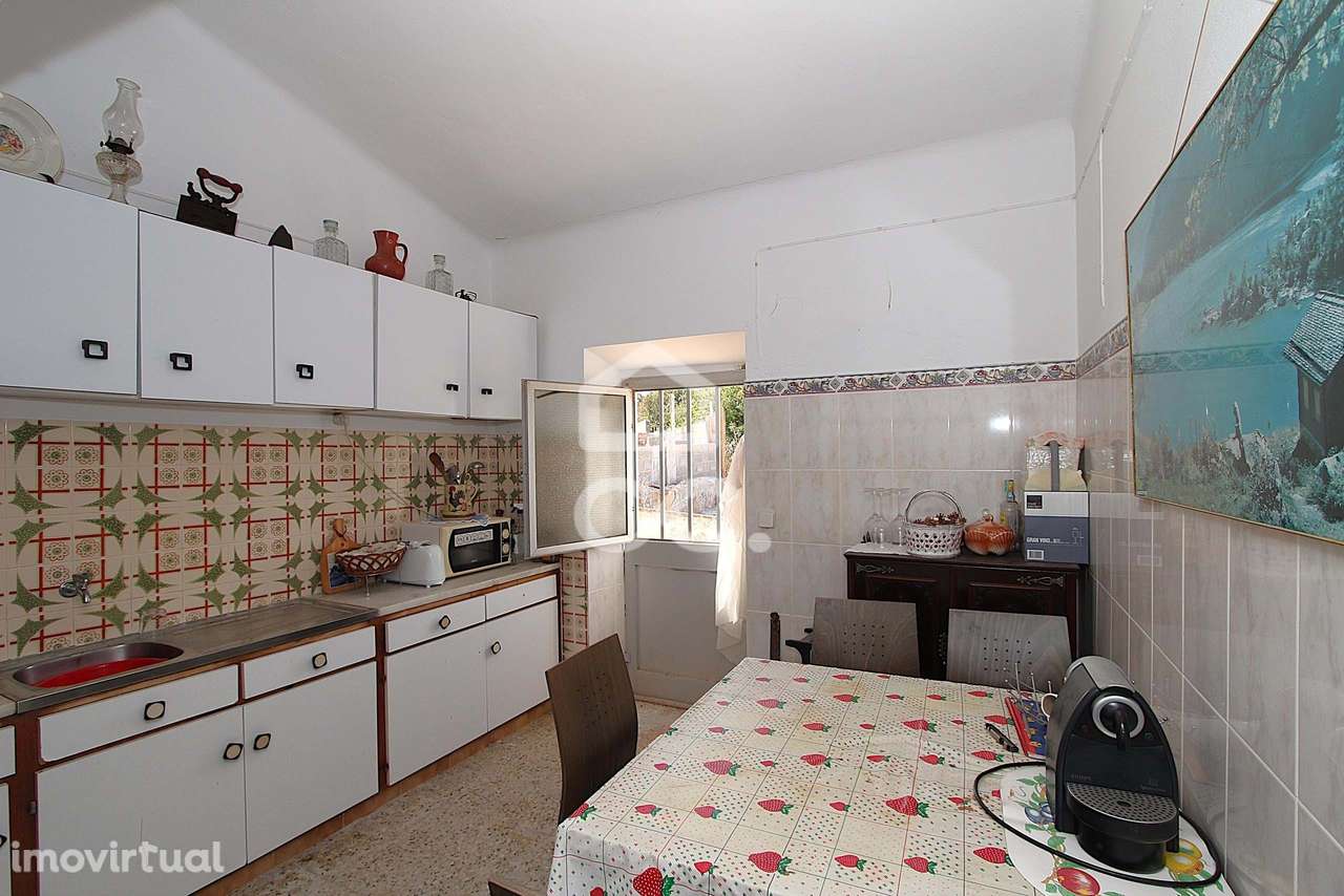 Moradia Típica do Algarve a apenas 2 km da praia da Marinha - Grande imagem: 2/32