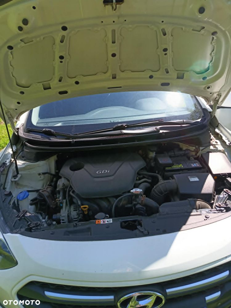 Hyundai i30 1.6 GDI BlueDrive Classic - 4