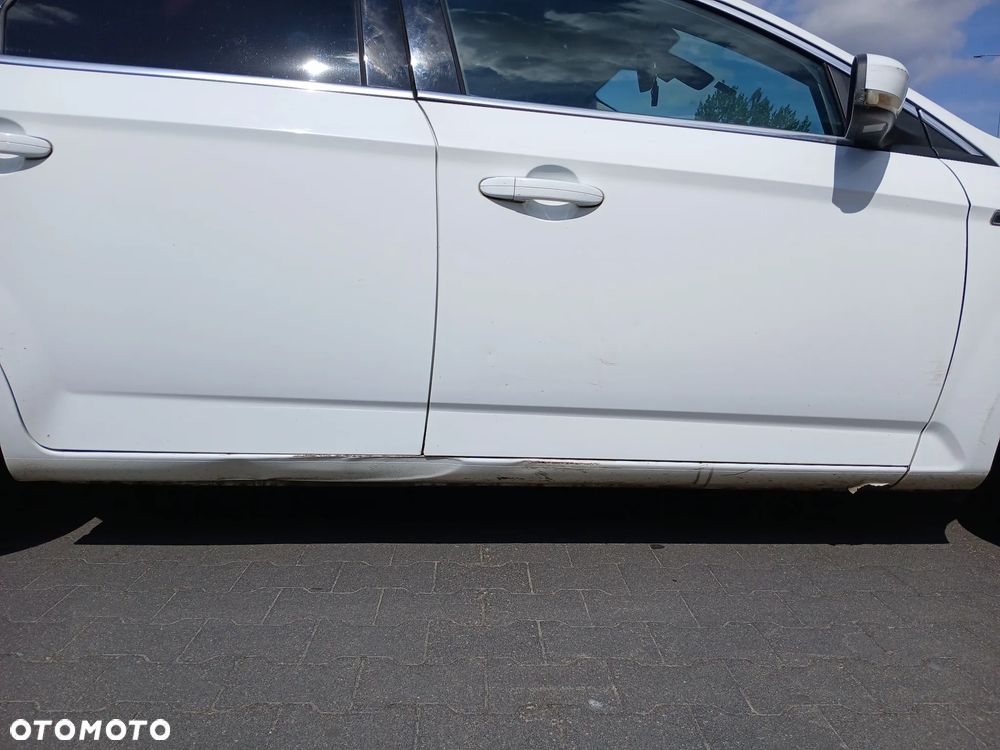 Ford Mondeo 1.6 Platinium X Plus (Trend) - 21