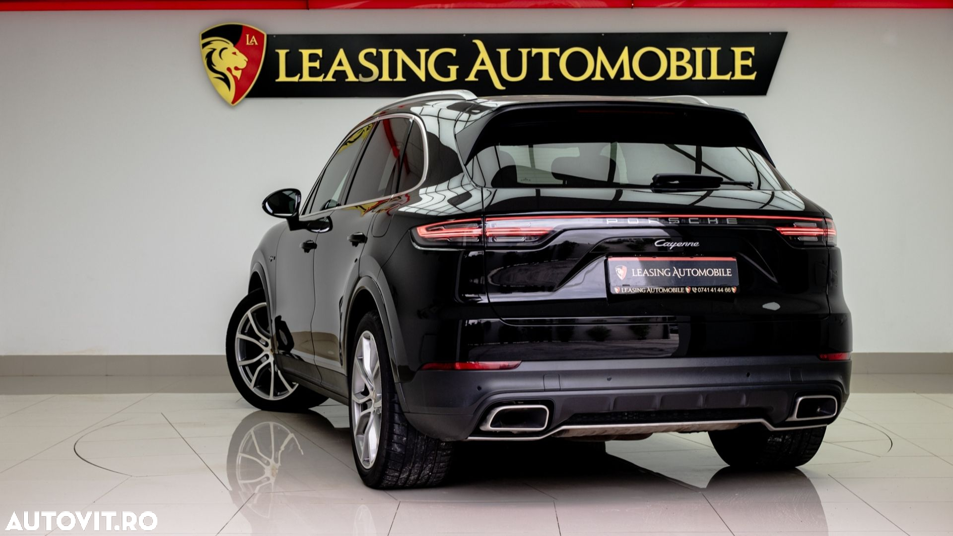 Porsche Cayenne - 7