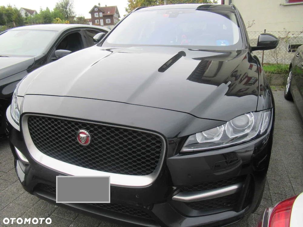 Jaguar F-Pace 20d AWD Pure - 2