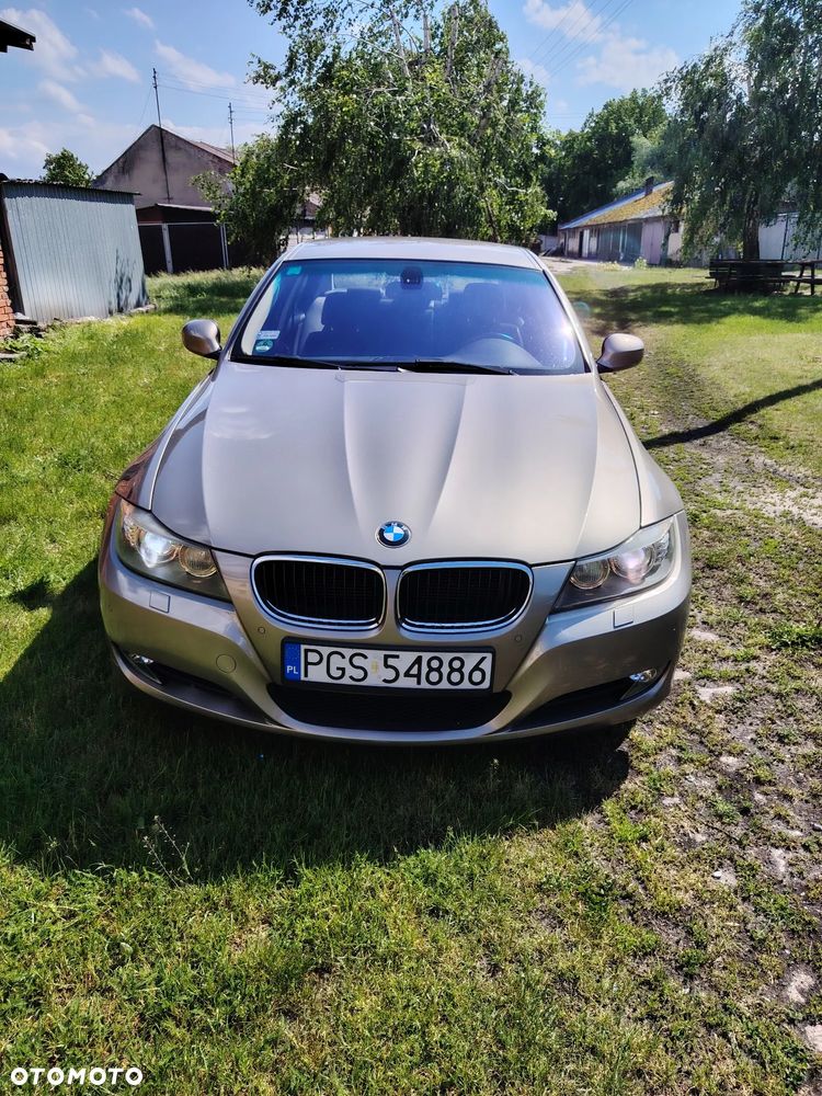 BMW Seria 3 318i - 2