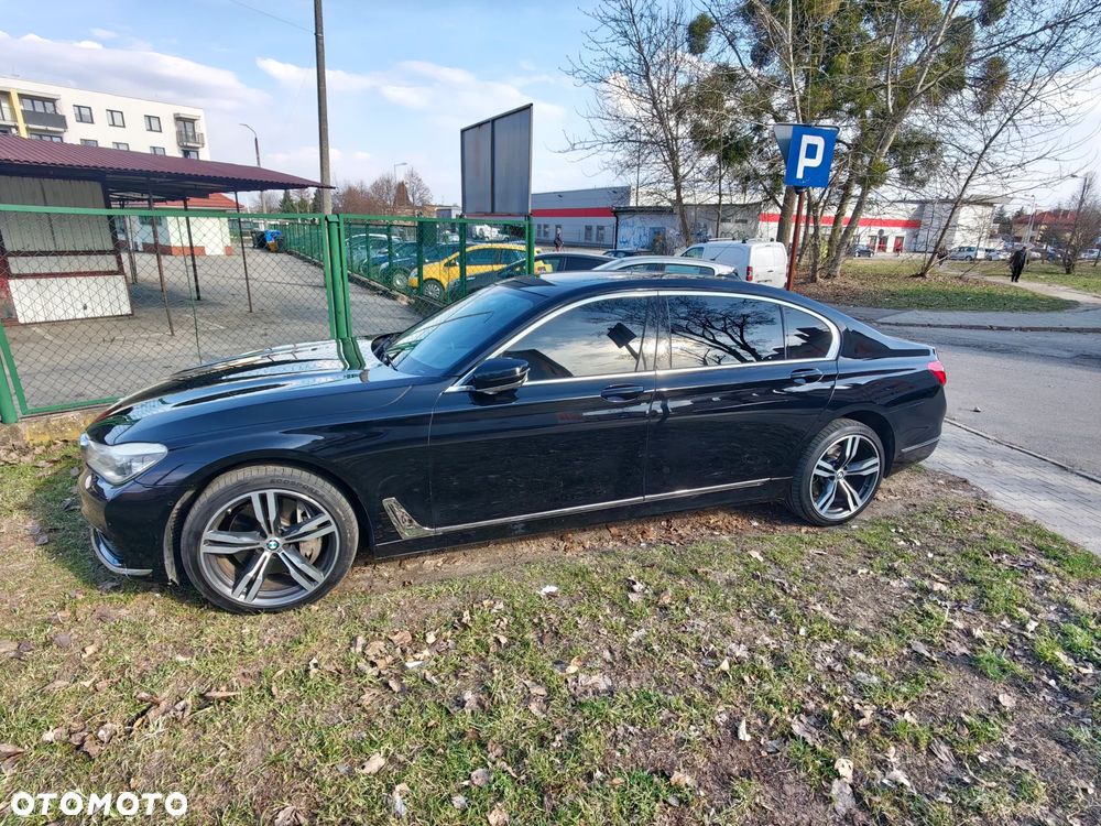 BMW Seria 7 750Li xDrive - 6