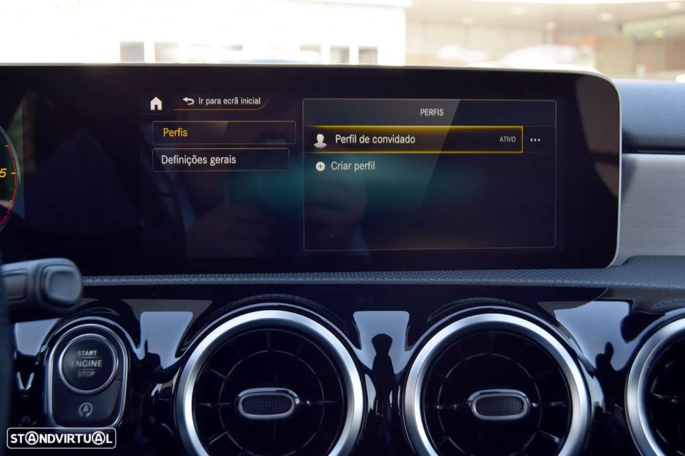 Mercedes-Benz A 180 d AMG Line Aut. — fotografia 45