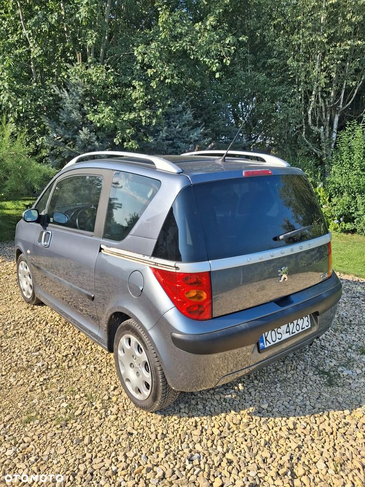 Peugeot 1007 1.4 Trendy - 9