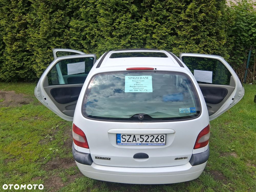 Renault Scenic 2.0 16V Expression - 17