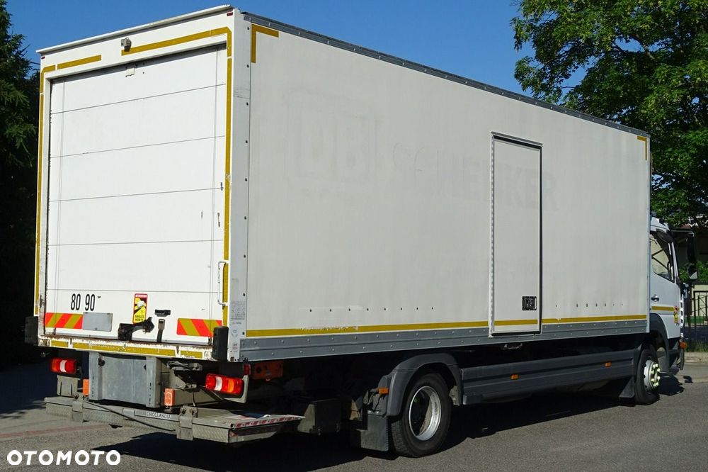 Mercedes-Benz Atego 1218 Euro6 tylko 323tys.km Kontener 18p winda Sprowadzony - 16