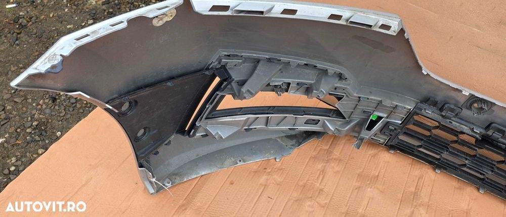 Bara fata Skoda Octavia 4 2020 / 2021 / 2022 2023 - 4