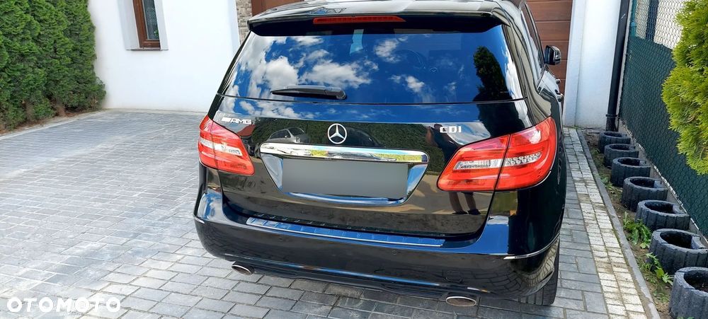 Mercedes-Benz Klasa B 180 (CDI) d 7G-DCT AMG Line - 26