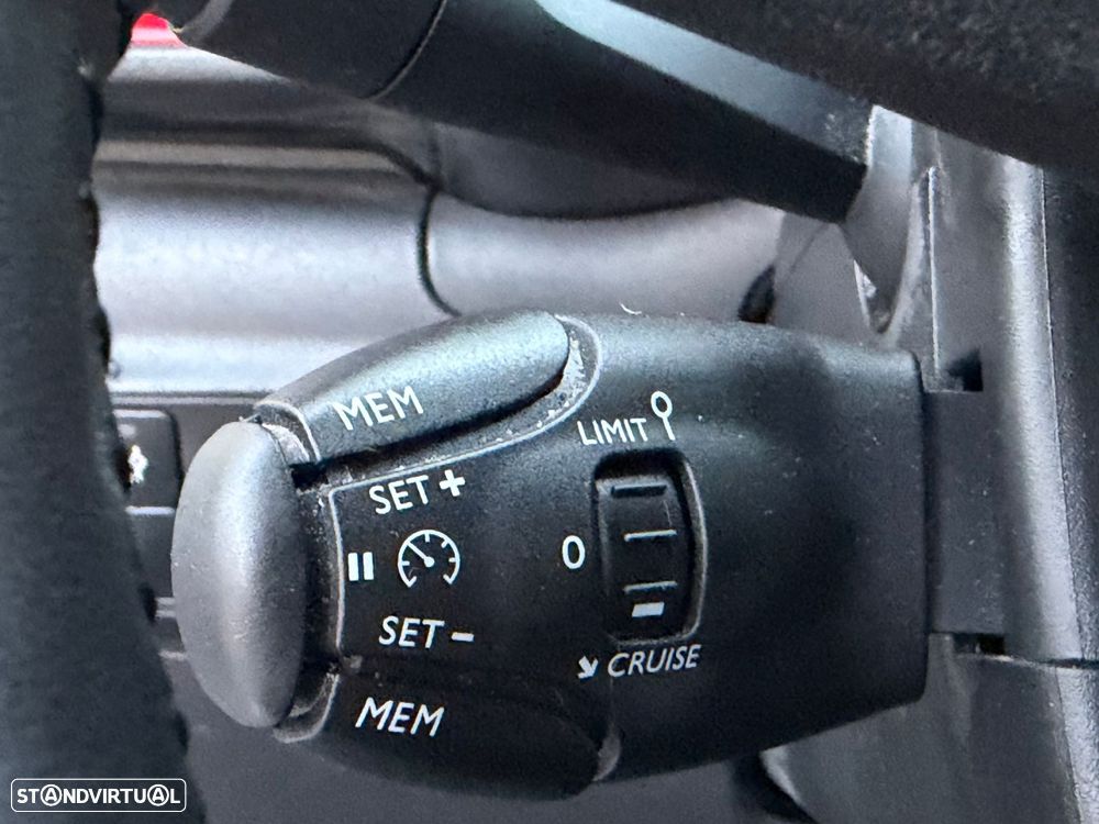 Citroën C3 1.2 PureTech Shine - 30