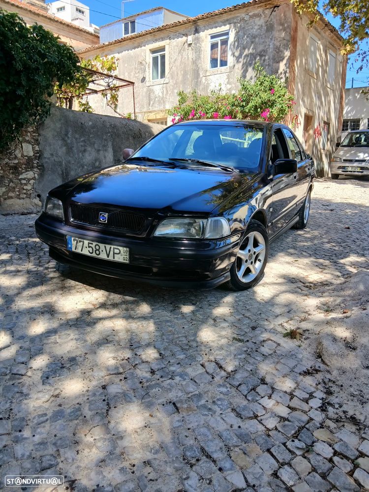Volvo S40 1.9 D - 2