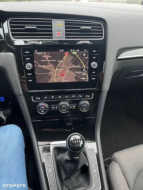 Volkswagen Golf VII 1.4 TSI BMT Highline - 12