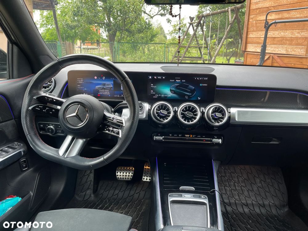 Mercedes-Benz GLB 200 d AMG Line 8G-DCT - 15