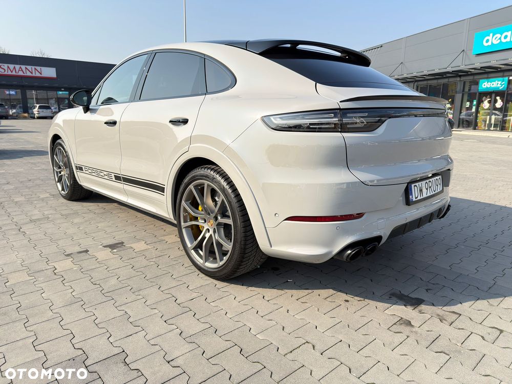 Porsche Cayenne - 3
