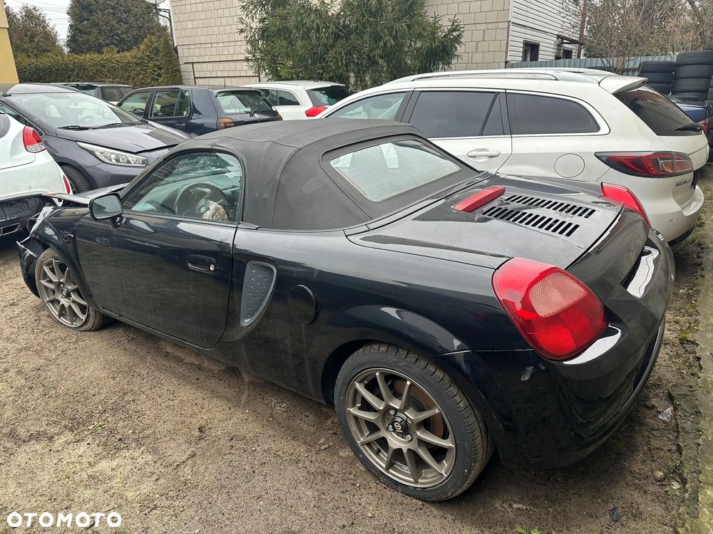 Toyota MR2 1.8 VVT-i - 2